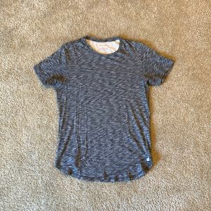 Comfy Heathered T-Shirt! Size M.